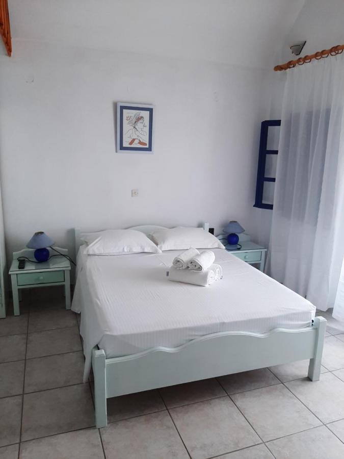 Villa Nefeli Períssa Extérieur photo